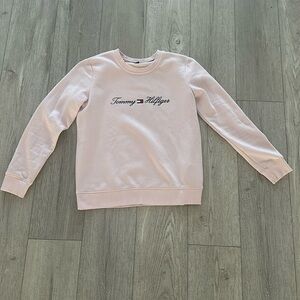 Tommy hilfiger size small